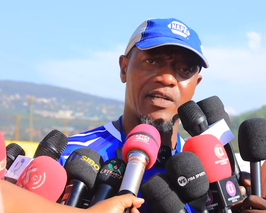 Ndabimenyereye - Umutoza Ferouz wa Rayon Sports nta bwoba APR FC imuteye