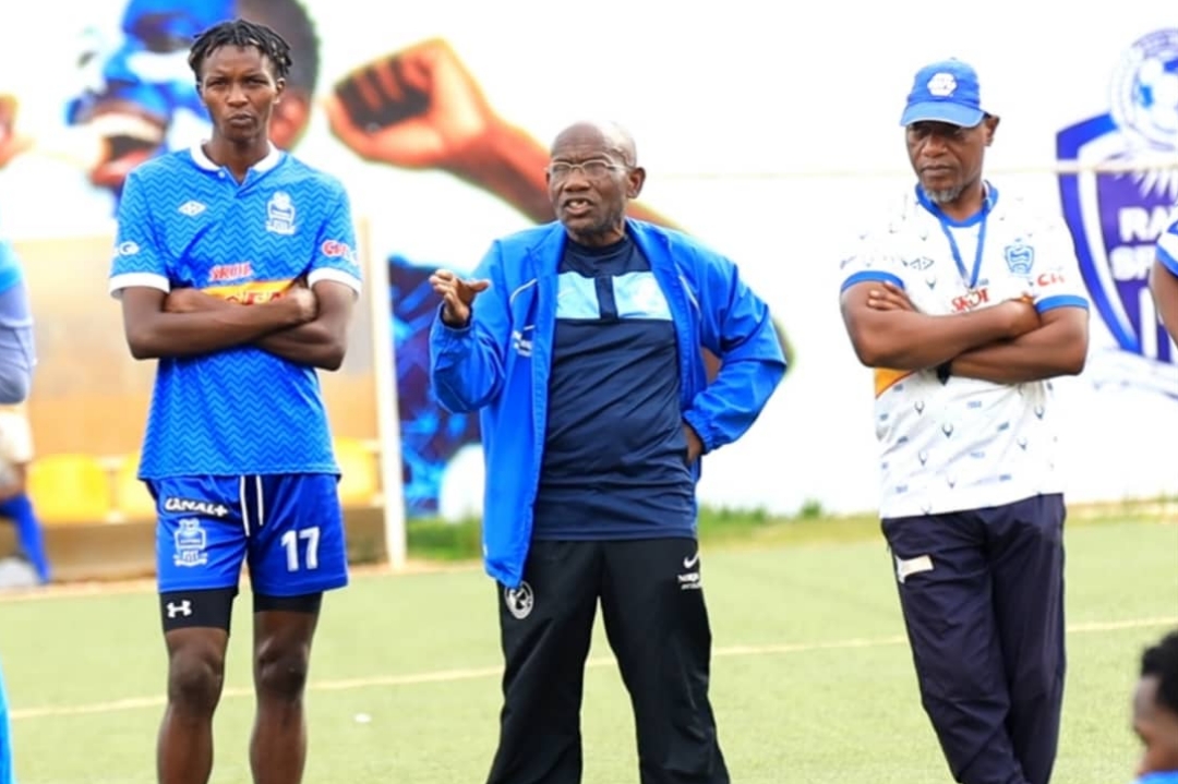 Bite by'umutoza mushya wagaragaye mu myitozo ya Rayon Sports mu Nzove?