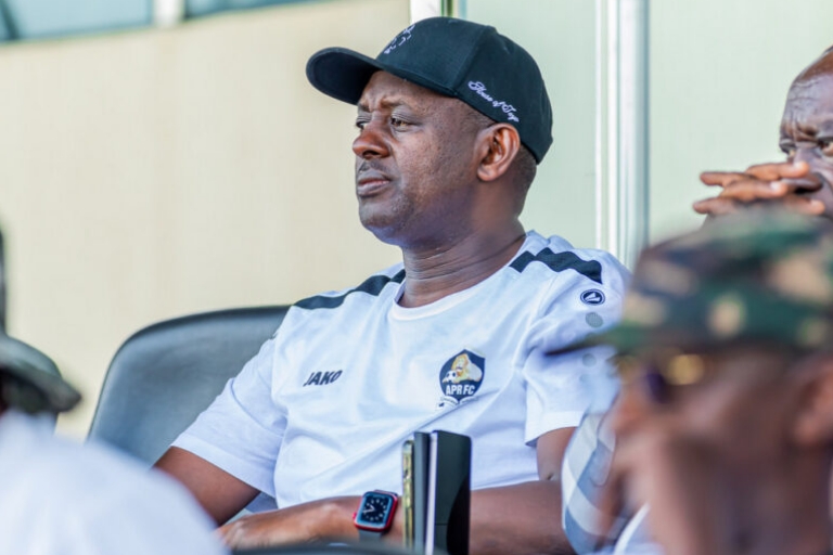 "Hari aho mwigiza nkana": Chairman wa APR FC yasubije abanenga Umutoza Taleb