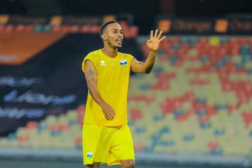 Rutanga Eric ‘Kamotera’ yasezeye burundu ku mupira w’amaguru