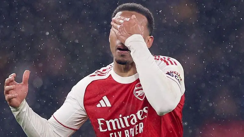 ‎Arsenal yahagamwe na Wolves ya nyuma; amahirwe y'igikombe arayoyoka