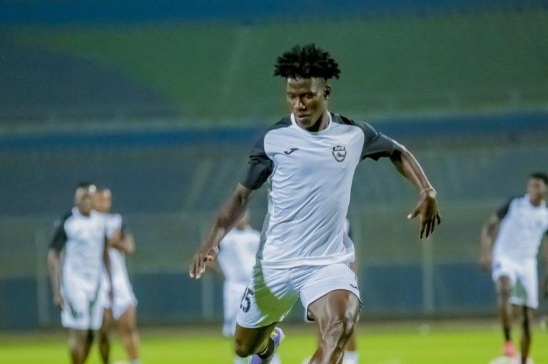 Rwanda Premier League yahannye abakinnyi babiri barimo uwa APR FC bagaragaweho ibikorwa bisa n'amarozi